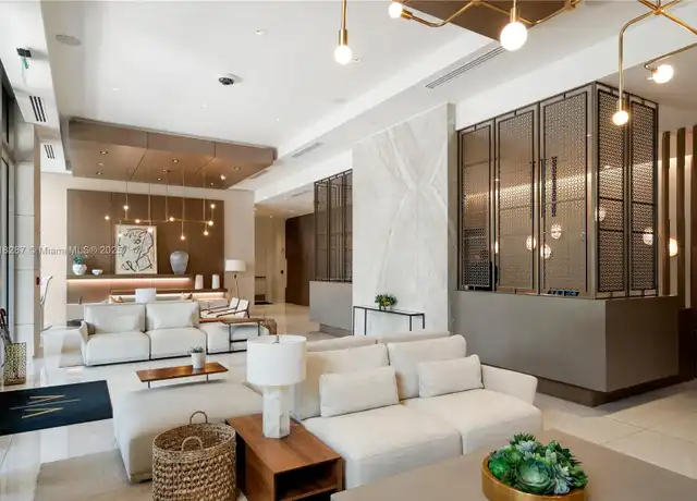 Property at 515 Valencia Ave #203, Coral Gables, FL, 33134, 3 beds, 3.5 baths, [object Object]