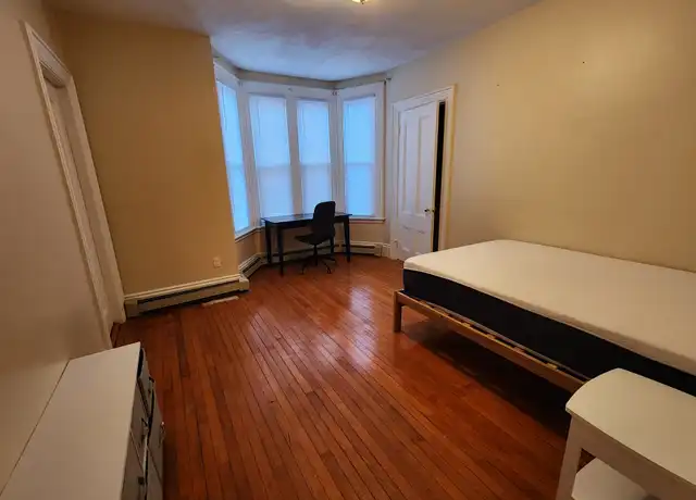 Property at 66 Brook St Unit 1A, Quincy, MA, 02170, 1 bed, 1 bath, [object Object]