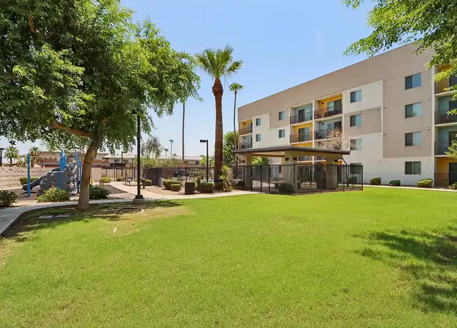 Property at Lofts@ 10 - 2247 E Van Buren St, Phoenix, AZ, 85006, 1-2 bed, 1-2 bath, [object Object]