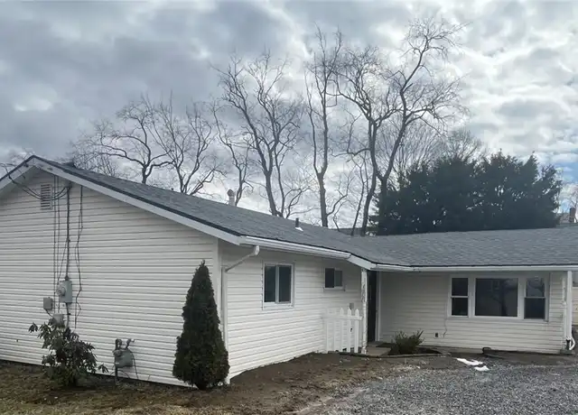 Property at 55 Dover Dr, Cranberry Township, PA, 16066, 3 beds, 1.5 baths, [object Object]