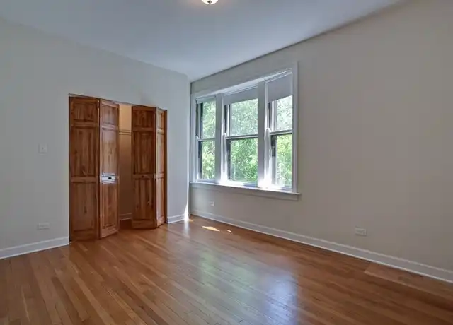 Property at 5213 S Dorchester Ave Unit 1N, Chicago, IL, 60615, 4 beds, 2 baths, [object Object]