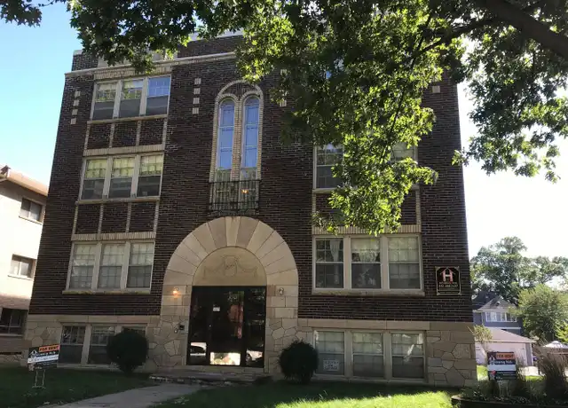 Property at 2040 Grand Ave Unit 202, St Paul, MN, 55105, 1 bed, 1 bath, [object Object]