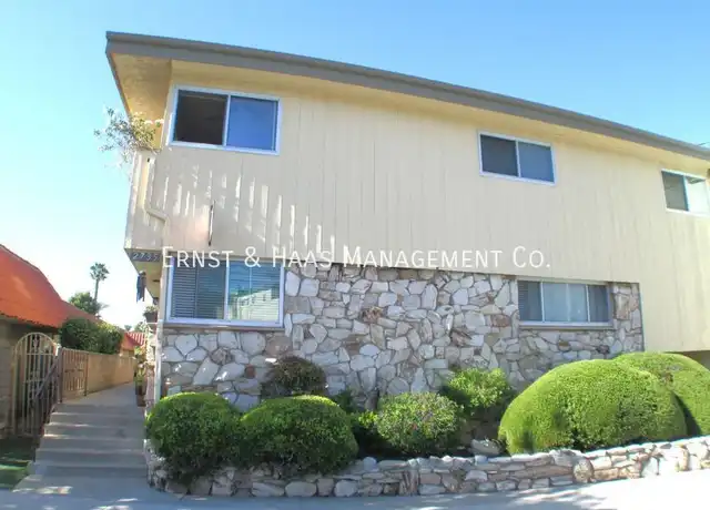 Property at 2735 E Broadway Unit 04, Long Beach, CA, 90803, 1 bed, 1 bath, [object Object]