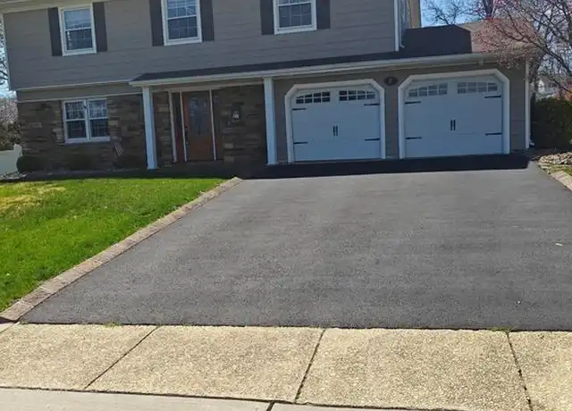 Property at 27 Monticello Dr, Howell, NJ, 07731, 4 beds, 2.5 baths, [object Object]