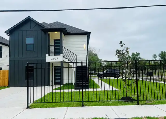 Property at 3107 Grassmere St Unit B, Houston, TX, 77051, 3 beds, 2 baths, [object Object]