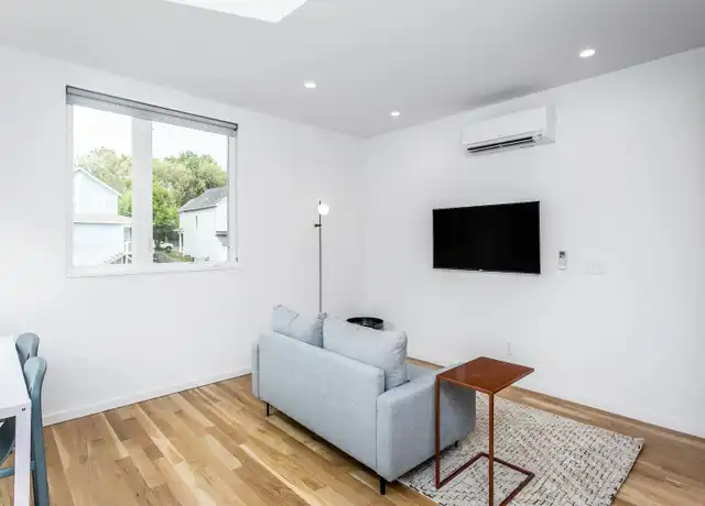 Property at 323 S East St Unit 8, Raleigh, NC, 27601, 1 bed, 1 bath, [object Object]