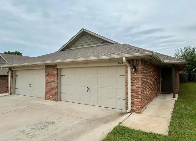Property at 4328 Edinburg Way, Del City, OK, 73115, 3 beds, 2 baths, [object Object]