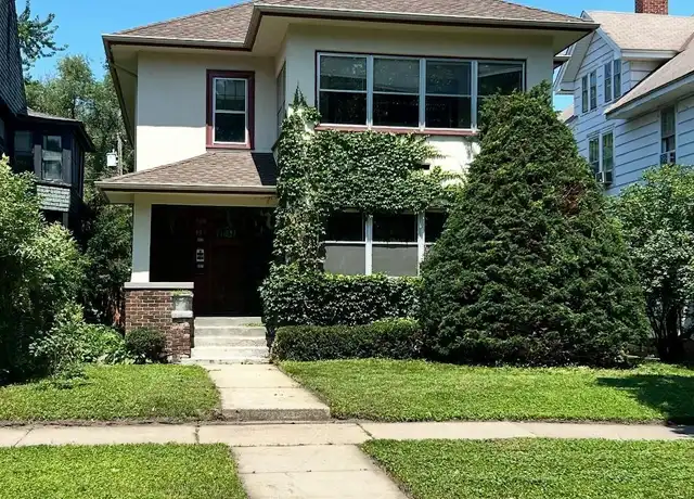 Property at 987 Lincoln Ave, Saint Paul, MN, 55105, 3 beds, 1 bath, [object Object]