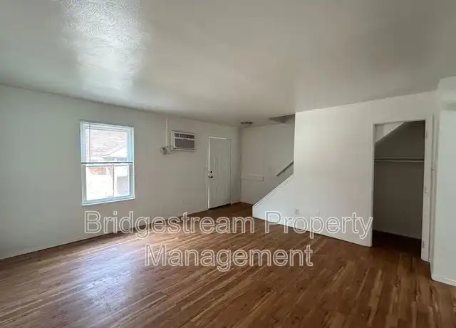Property at 227 Gilbert Ave, Fairborn, OH, 45324, 2 beds, 1.5 baths, [object Object]