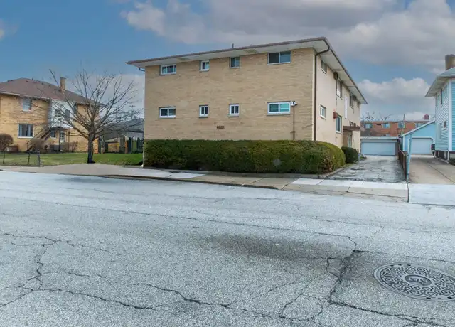 Property at 2019 McKinley Ave Unit 2, Lakewood, OH, 44107, 1 bed, 1 bath, [object Object]