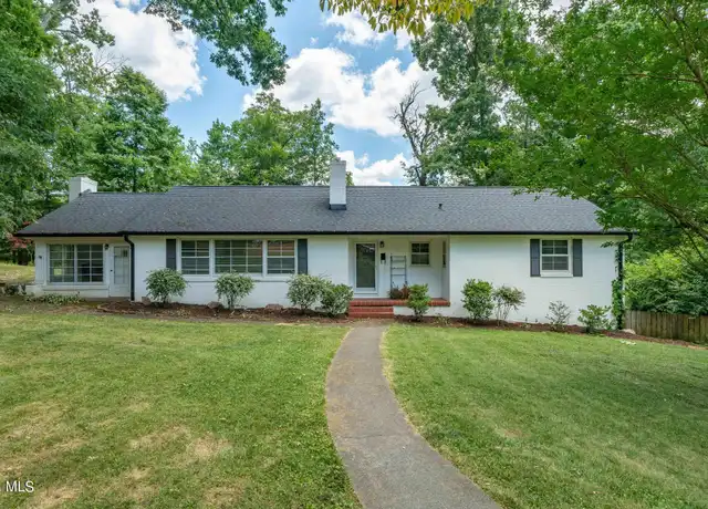 Property at 109 Oak Ln, Johnson City, TN, 37604, 3 beds, 2 baths, [object Object]