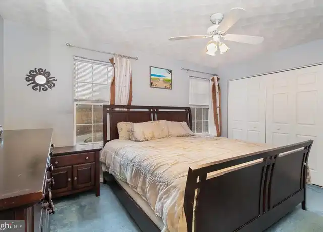 Property at 201 Breezewood Dr, Hanover, PA, 17331, 3 beds, 2.5 baths, [object Object]