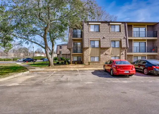 Property at 1111 Menlo Dr, Columbia, SC, 29210, 3 beds, 2 baths, [object Object]