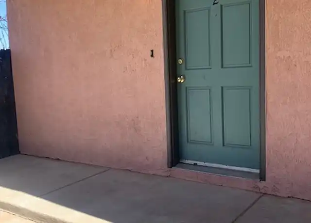 Property at 927 Aztec Rd NW Unit 02, Albuquerque, NM, 87107, 2 beds, 1 bath, [object Object]