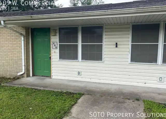 Property at 409 W Commercial St, Charleston, MO, 63834, 1 bed, 1 bath, [object Object]