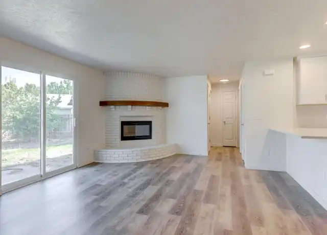 Property at 9642 Hoff Dr Unit 9644 2 Bed, Boise, ID, 83714, 2 beds, 1 bath, [object Object]