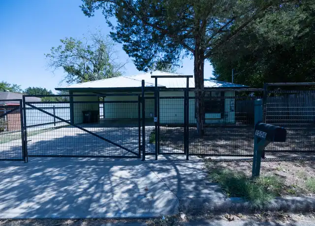 Property at 1506 Simon Ave, Brenham, TX, 77833, 3 beds, 2 baths, [object Object]