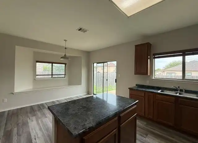 Property at 1722 E Mesa Park Cv, Round Rock, TX, 78664, 3 beds, 2 baths, [object Object]