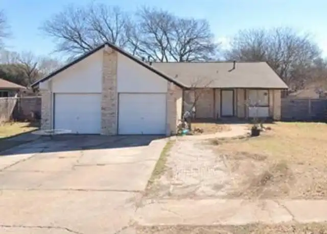 Property at 5615 Jacaranda Dr, Austin, TX, 78744, 3 beds, 1 bath, [object Object]
