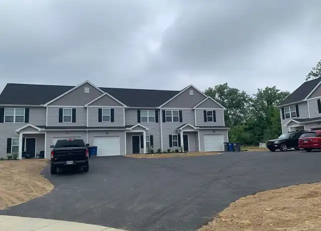 Property at 1124 Hilltop Ln Unit 1126, Toledo, OH, 43615, 3 beds, 2.5 baths, [object Object]