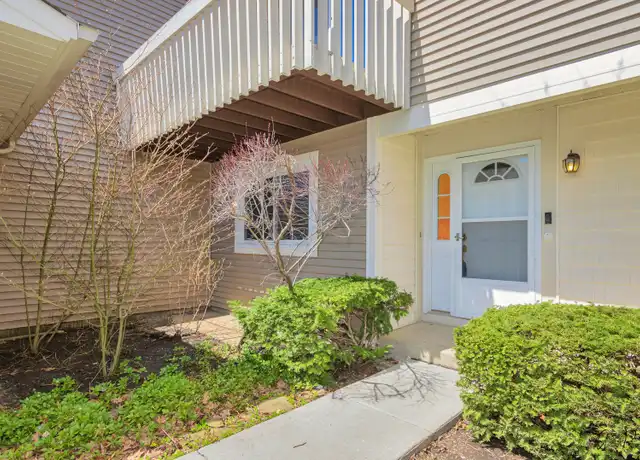 Property at 194 Brandywine Ct #194, Vernon Hills, IL, 60061, 2 beds, 1.5 baths, [object Object]