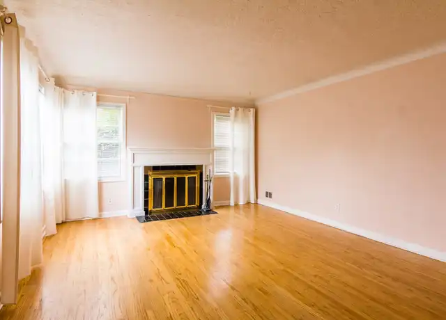 Property at 210 N Buffalo St, Portland, OR, 97217, 2 beds, 1 bath, [object Object]