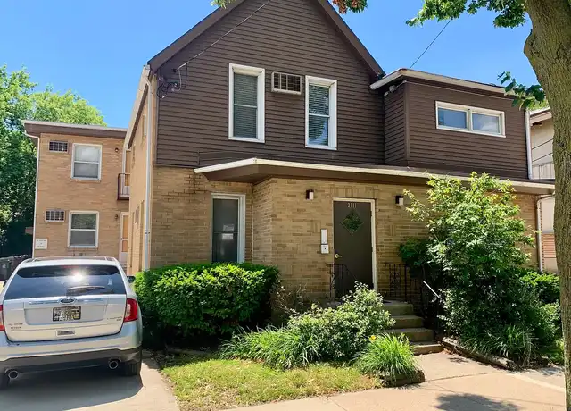 Property at The Badger Den Apartments on University - 2111 University Ave, Madison, WI, 53726, 1-2 bed, 1-1.5 bath, [object Object]