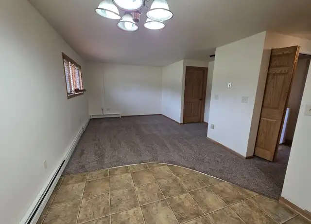 Property at 816 3rd St NW Unit 2, Minot, ND, 58703, 2 beds, 1 bath, [object Object]