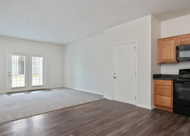 Photo of 5010 Kaufman Ln, Louisville, KY 40216