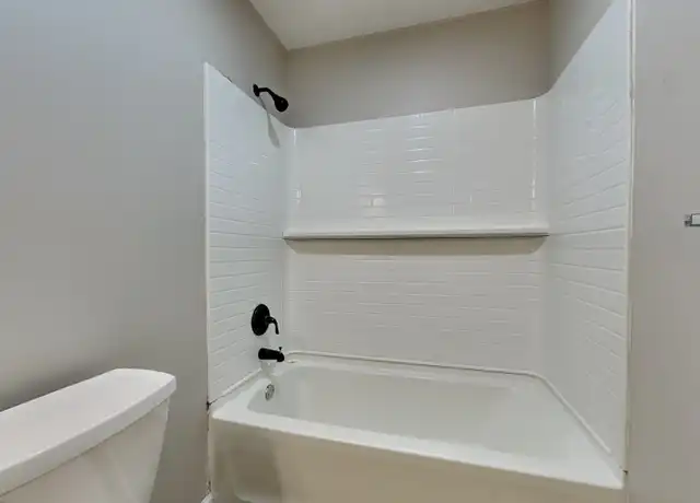 Property at 7109 E 104th St, Kansas City, MO, 64134, 4 beds, 2 baths, [object Object]