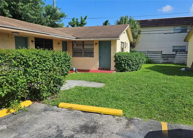 Property at 2504 Johnson St Unit 4, Hollywood, FL, 33020, 0 beds, 1 bath, [object Object]