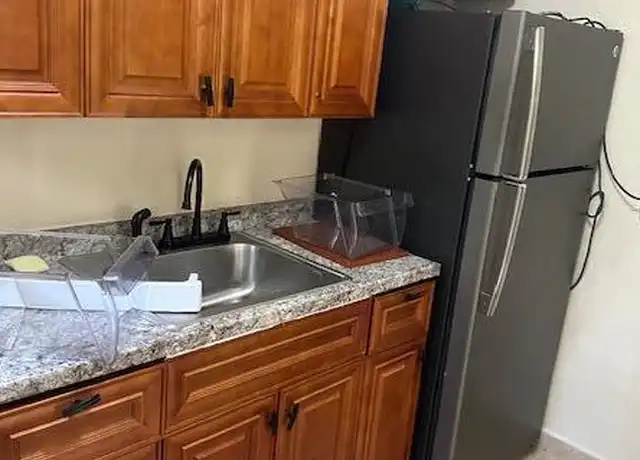Property at 5826 Bermuda Cir E, West Palm Beach, FL, 33407, 1 bed, 1 bath, [object Object]