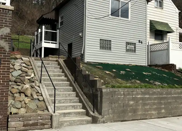 Property at 94 Irvine St, Pittsburgh, PA, 15207, 1 bed, 1 bath, [object Object]
