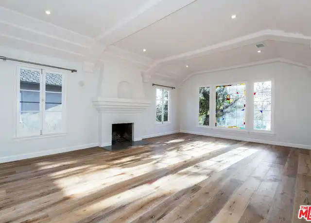 Property at 994 Stearns Dr, Los Angeles, CA, 90048, 3 beds, 2 baths, [object Object]