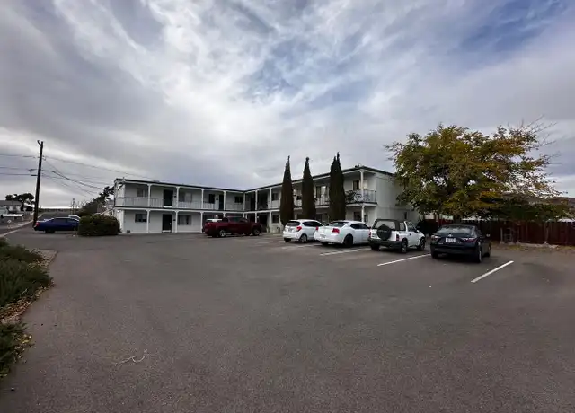 Property at 301 Copper St Unit 3, Kingman, AZ, 86401, 2 beds, 1 bath, [object Object]