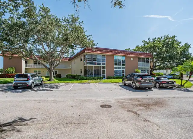 Property at 20 Pine Arbor Ln #202, Vero Beach, FL, 32962, 2 beds, 2 baths, [object Object]