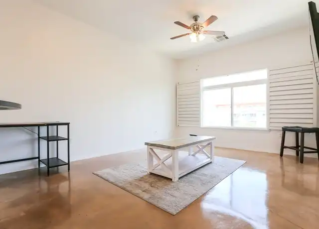 Property at 910 W 25th St #509, Austin, TX, 78705, 1 bed, 1 bath, [object Object]