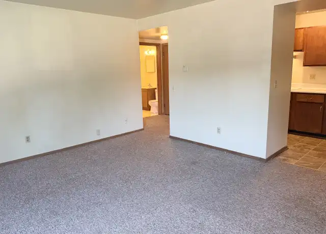 Property at 2080 Allen Blvd Unit 5, Middleton, WI, 53562, 1 bed, 1 bath, [object Object]