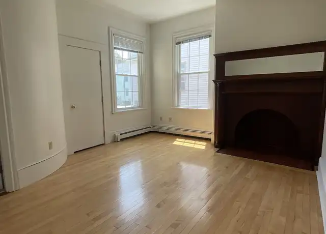 Property at 619 County St Unit 1S, New Bedford, MA, 02740, 0 beds, 1 bath, [object Object]