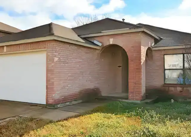 Property at 358 Stone Pt, New Braunfels, TX, 78130, 3 beds, 2 baths, [object Object]