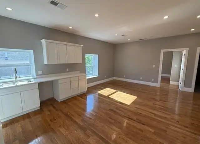 Property at 59 North Ave Unit A, Rockland, MA, 02370, 4 beds, 2 baths, [object Object]