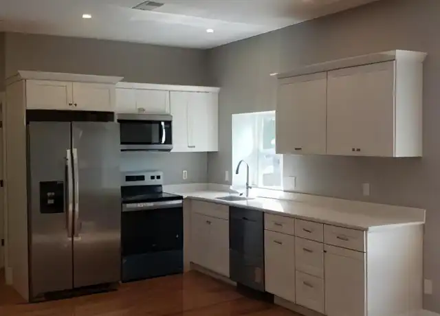 Property at 59 North Ave Unit A, Rockland, MA, 02370, 4 beds, 2 baths, [object Object]