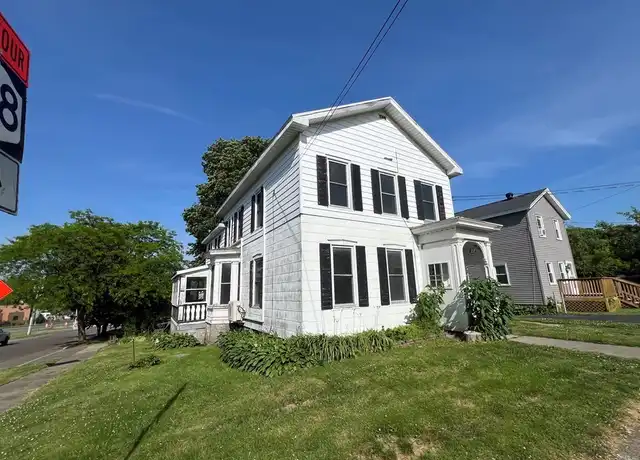 Property at 291 W 2nd St, Oswego, NY, 13126, 3 beds, 1 bath, [object Object]