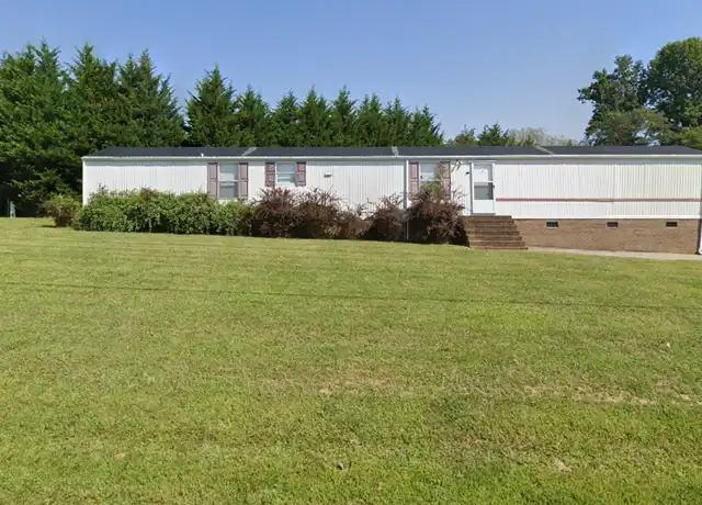Property at 2471 Albany Dr, Newton, NC, 28658, 3 beds, 2 baths, [object Object]