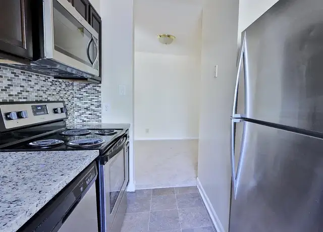 Photo of 11686 S Laurel Dr, Laurel, MD 20708