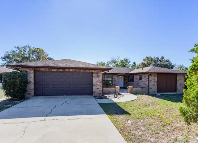 Property at 915 E Normandy Blvd, Deltona, FL, 32725, 3 beds, 2 baths, [object Object]