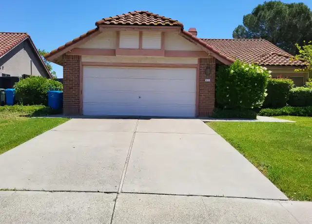 Property at 219 Ballindine Dr, Vacaville, CA, 95688, 4 beds, 2 baths, [object Object]
