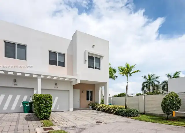 Property at 7205 NW 103rd Ave #7205, Doral, FL, 33178, 4 beds, 3.5 baths, [object Object]