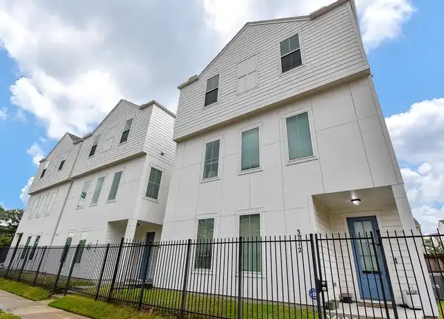 Property at 3712 Link Valley Dr, Houston, TX, 77025, 3 beds, 2.5 baths, [object Object]