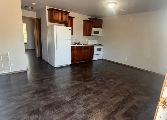 Property at 3514 E 13th St, Joplin, MO, 64801, 1 bed, 1 bath, [object Object]